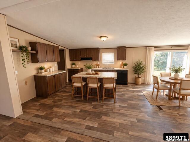 105 E Newman St