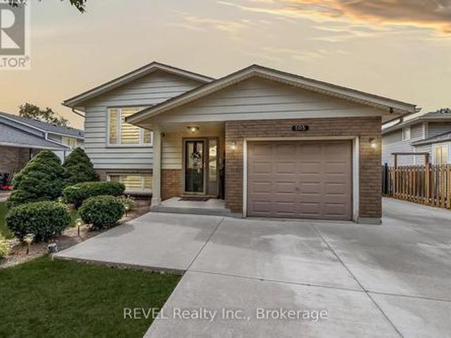 105 Elma Street, St. Catharines Lakeport, ON, L2N 6Z8 house for sale | Listing ID X13847 | Royal LePage