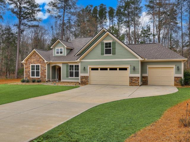 105 Evergreen Lane