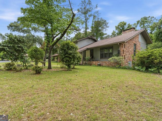 105 Fox Glen Drive