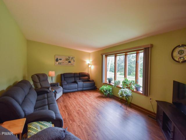 105 Forks Bridge Rd Road