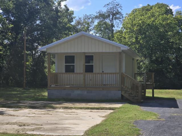 105 Fairground Dr