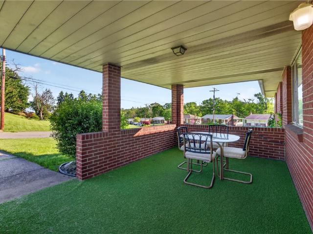 105 Flicker Dr