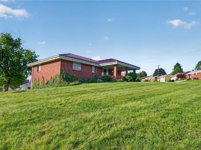 105 Flicker Dr