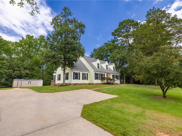 105 Knossus Court