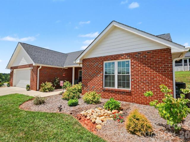 105 Kingston Place