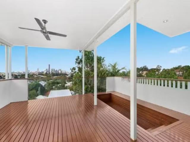 105 Howard Street, Paddington House for rent Listed by Space.