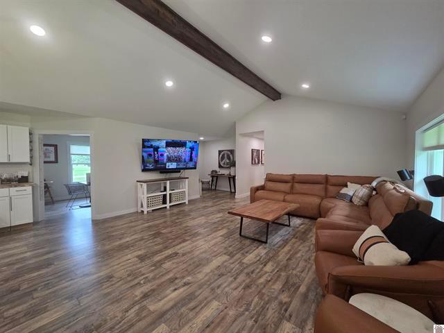 105 Hancock Lane