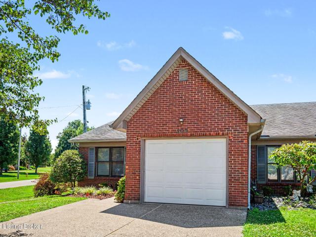 105 Huron Ct
