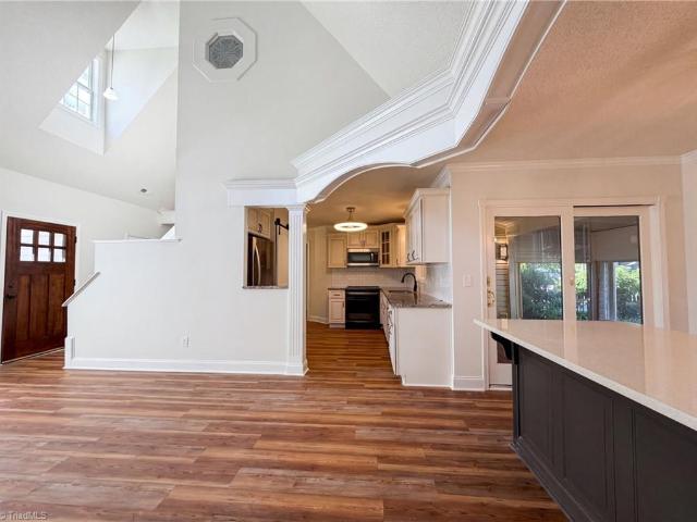 105 Jefferson Forest Court