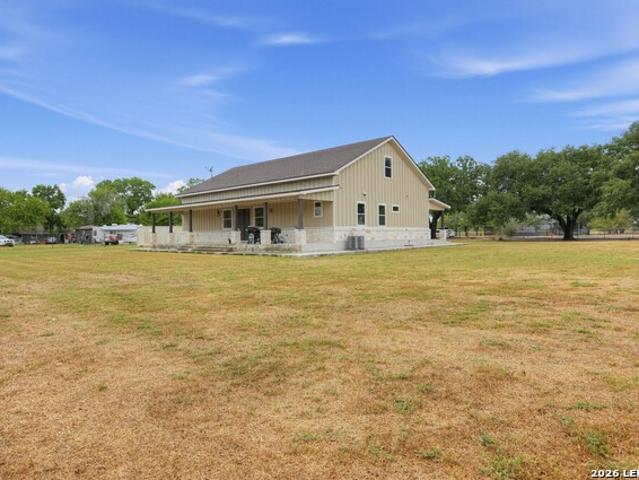 105 Oak View Dr