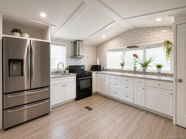 105 oak view Highway 20