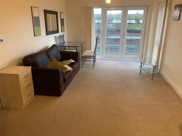 Overstone Court, Cardiff CF10, 2 bed flat to rent, £1,150 pcm | PrimeLocation