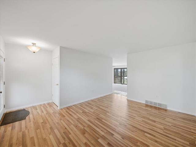 105 Louise St
