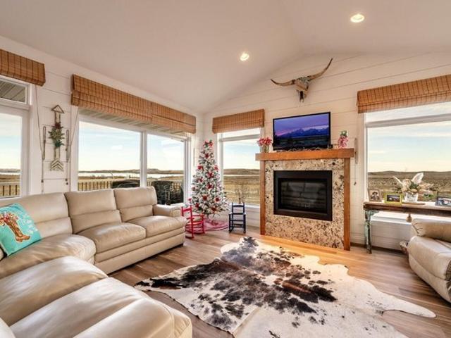 105 Lake Desmet Rd, Buffalo, WY 82834