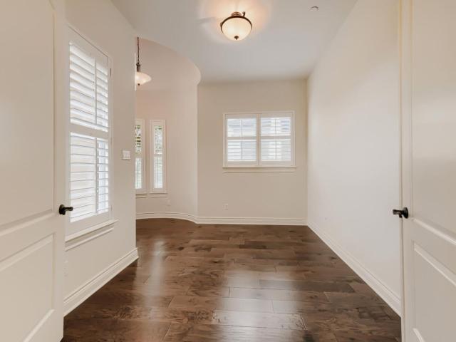 105 Lucia Cir # 1