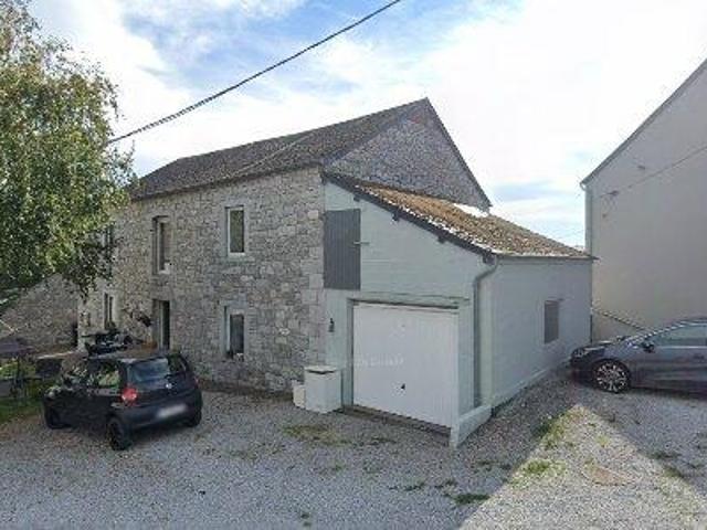 105 m2 apartment for rent in Couvin
