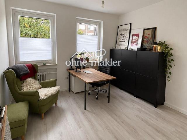 Neu Sanierte 4 Zimmer Wohnung mit Dachterrasse in Top Lage