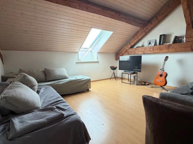 105 m²