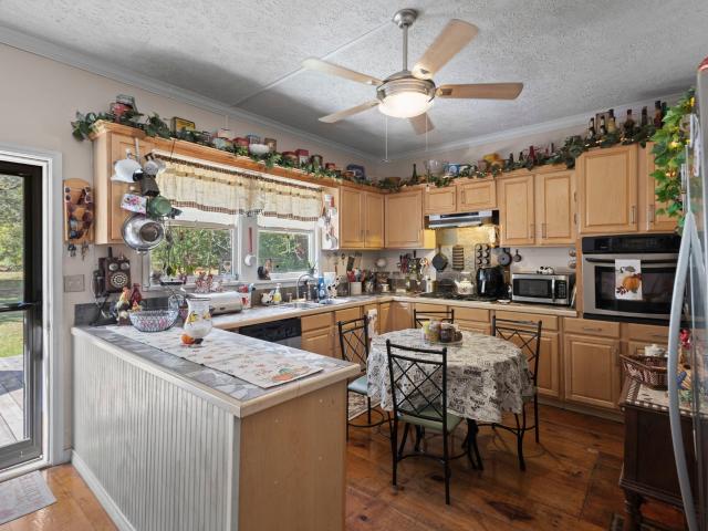 105 Mann St, Colmesneil, TX 75938 | MLS #54419