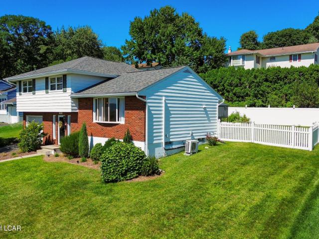 105 Maple Lane