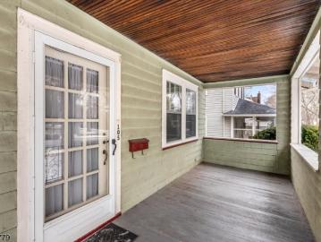 105 Midland Ave