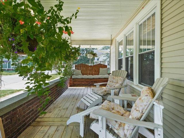 105 N Greenwich Street