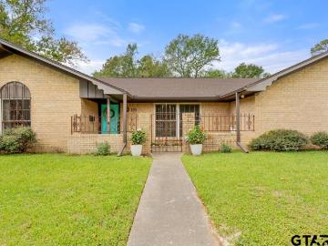 105 N Pope Dr, Overton, TX 75684 | MLS #26004