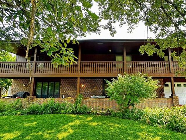 105 Notre Dame Cir, Manhattan, KS 66503