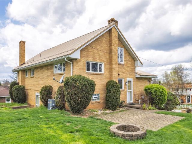 105 Northumberland Dr