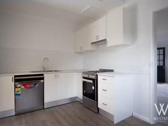 105 North Street, Oberon House for rent Listed by Leasing Tea.