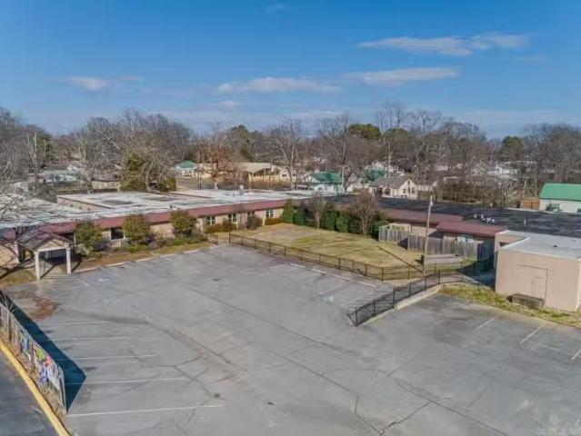 105 S COLLEGE ST, SEARCY, AR 72143