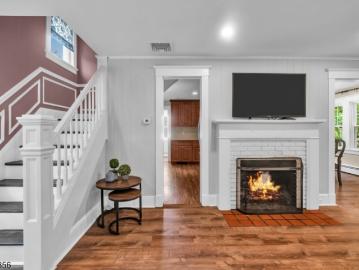 105 Somerville Rd