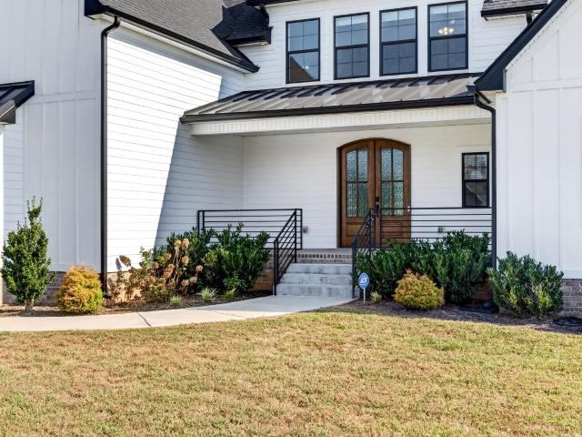 105 Sarah Frances Ct