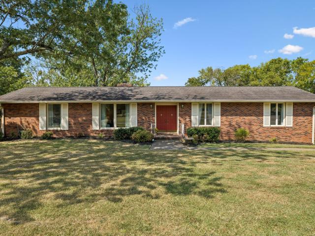 105 Stuart Dr