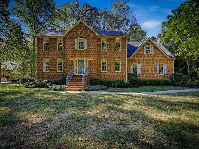 105 Stirling Court