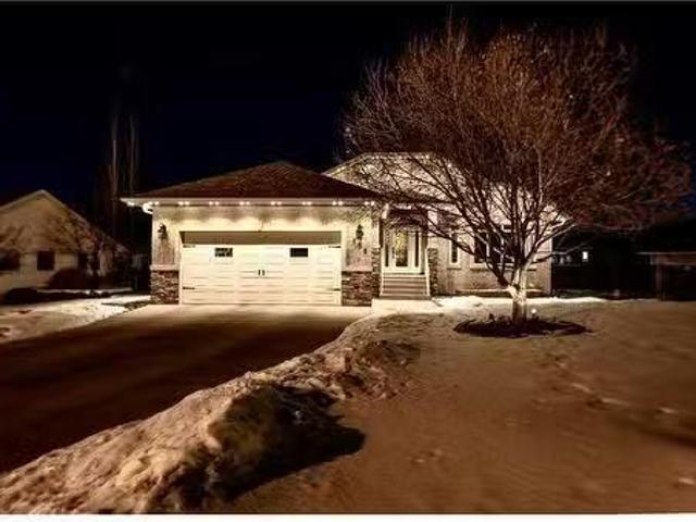 105 Park Meadows Place, Olds, AB, T4H 1Y4 house for sale Li.