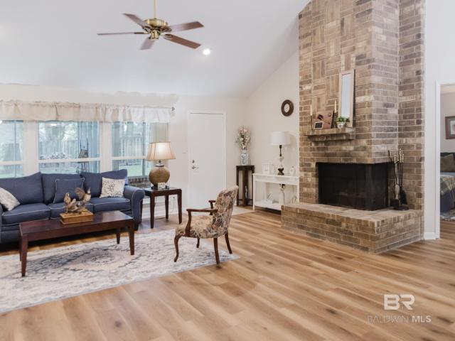 105 Plaza Circle