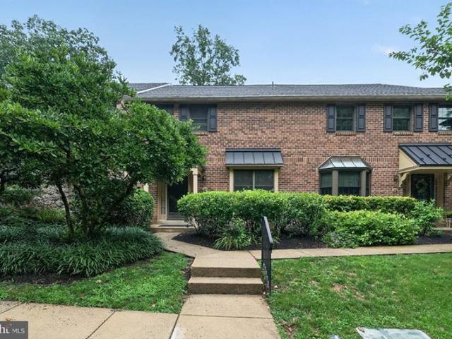 105 Putney Ln, Malvern, PA 19355