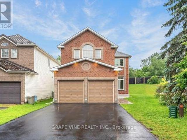 105 Rowallen Place, Ottawa, ON, K1T 4E3 house for sale | Listing ID X13619 | Royal LePage