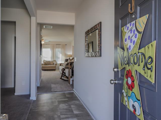 105 Royal Oak Drive NE