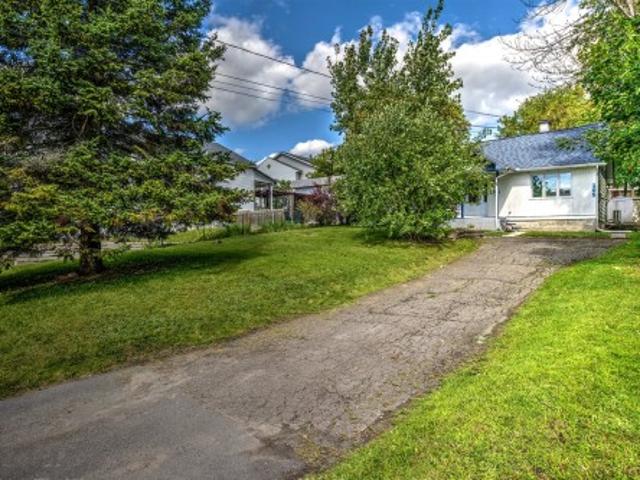 105 Rue St Hubert, Saint Jérôme, QC, J7Z 2R1 house for sale | Listing ID 23497 | Royal LePage