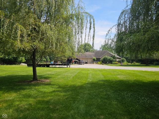 105 W County Road 900 N