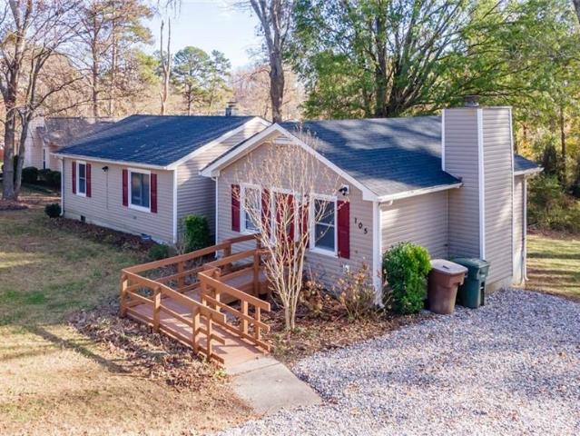 105 W Lakefield Drive