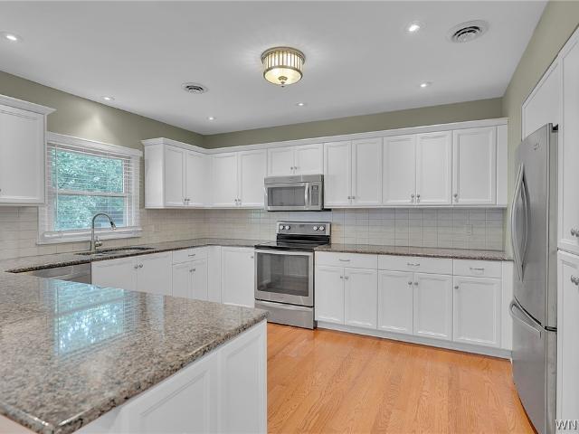 105 Woodland Avenue