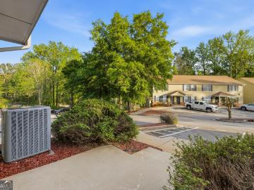 105 Westchester Drive APT A8