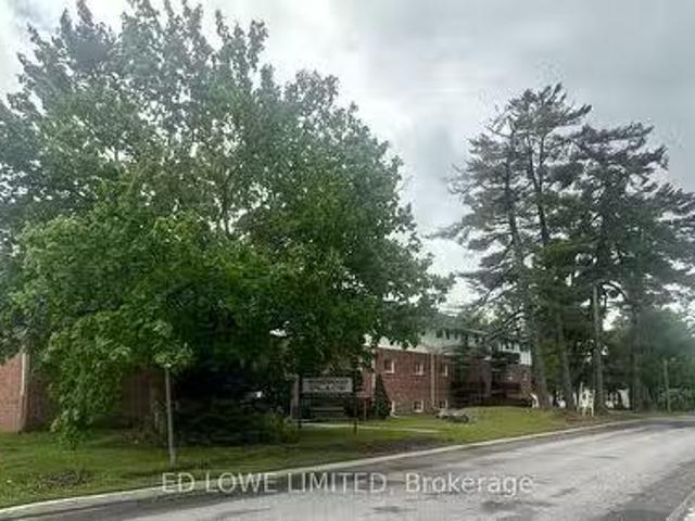 105 Winewood Avenue W, Gravenhurst, ON, P1P 1R9 investment f.