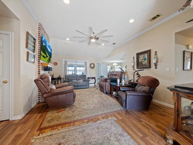 105 Topaz Circle