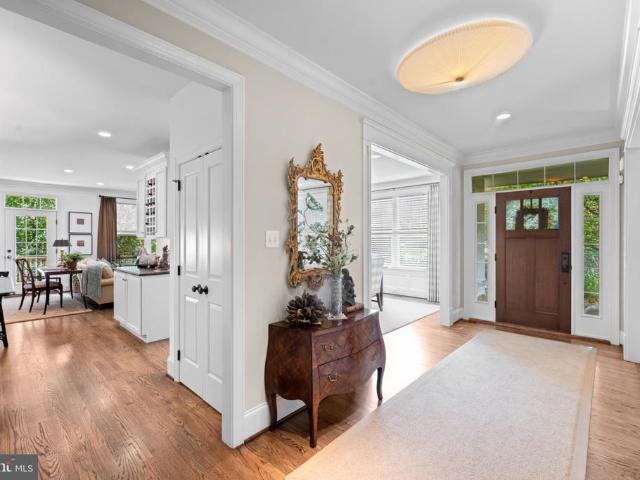 105 Traymore Lane
