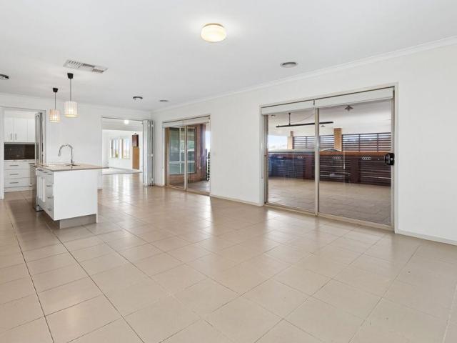 105 Valley Dr, Wallan, VIC, 3756